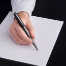 Essential Active'i pastakas