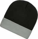 Klassikaline kootud müts kontrastse äärega