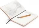 A5 muistikirjalla bambukynällä, sisältää styluksen