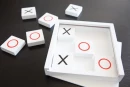 FSC® Deluxe Tic Tac Toe spēle