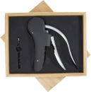 Nebby veinipudeli avaja