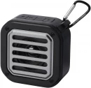 Solo 3 W:n IPX5 RCS -kierrätetystä muovista valmistettu, aurinkoenergialla toimiva Bluetooth®-kaiutin jousihaalla