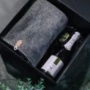 Pehme pleed koos eestimaise vahuveiniga