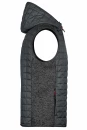 Stiilne mitmest eri materjalist Vest