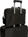 Swiss Peak 15.4" kannettavan tietokoneen laukku, musta