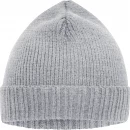 Trendikas kootud müts