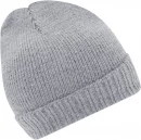 Trendikas kootud müts