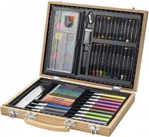 Rainbow 67-piece colouring set