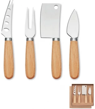 Set of 4 cheese knives