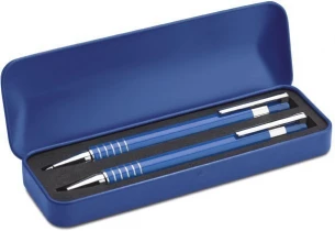 Kuulakärkikynäsarja metallirasiassa