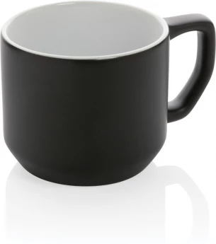 Keraaminen moderni muki