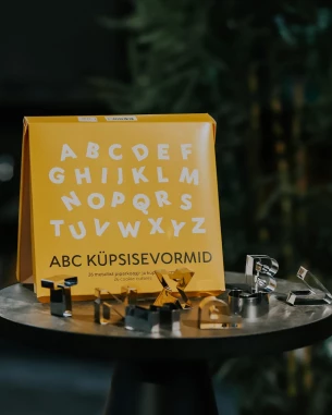 Piparkakkumuotti erikoistilauksesta