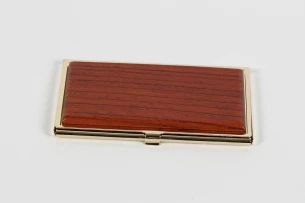 Rosewood visiitkaardivutlar