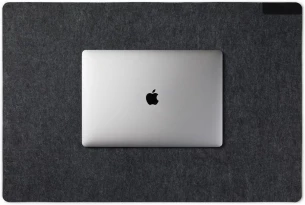 VINGA Albon taaskasutatud vildist töölauapadi