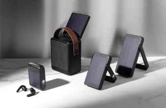 Skywave RCS kierrätysmuovista valmistettu aurinkovirtapankki 10000mAh