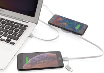 3-in-1-kaapeli, jossa on 5W:n langaton bambulaturi