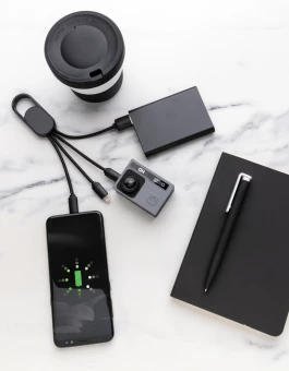 4-in-1 kaapeli karabiinihakalla