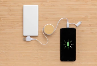 RCS kierrätysmuovista valmistettu Ontario 6-in-1 kelautuva kaapeli, valkoinen