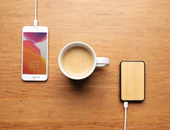 RCS kierrätysmuovista valmistettu 5.000 mAh virtapankki