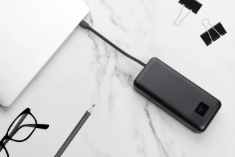 Gridley RCS kierrätysmuovi 20000 65W kannettavan tietokoneen virtalähde