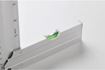 Alumiiniumist nurgamõõtja Mejura