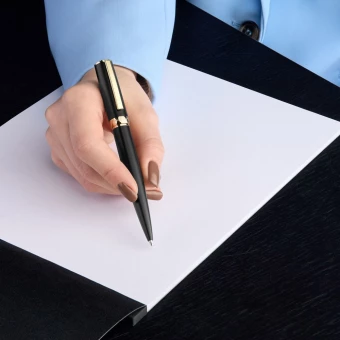 Arche'i pastakas Kahe B-tähega