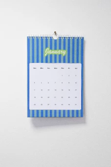 Erilahendusega A4 seinakalender