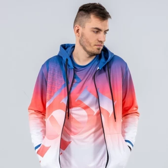 Erilahendusega luku ja kapuutsiga pusa