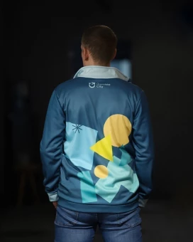 Erilahendusel dressipluus