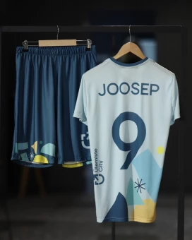 Erilahendusel t-särk