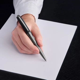 Essential Active'i pastakas