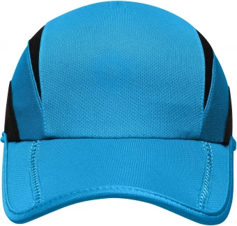 Funktsionaalne nokamüts kolme paneeliga