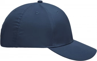 Functional cap with smooth microfibre surface