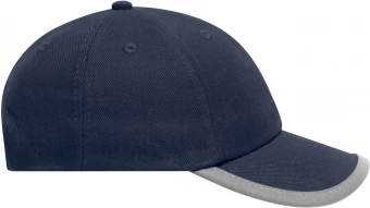 Helkurdetailiga nokamüts