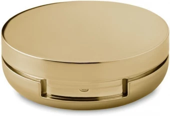 Huulirasva peilillä