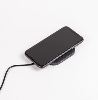 Illusioni juhtmevaba laadija