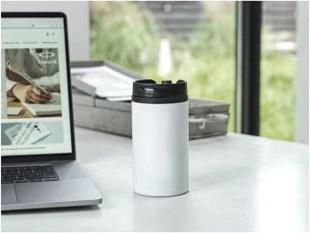 Mojave 250 ml:n eristetty juomamuki RCS-sertifioidusta kierrätetystä ruostumattomasta teräksestä