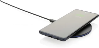 RCS 15W langaton pikalaturi kierrätetystä muovista