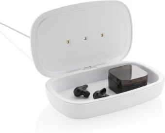 UV-C steriliser box with 5W wireless charger