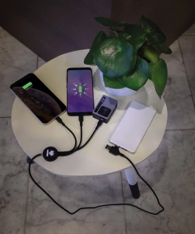 Valaistu logo 6-in-1 kaapeli, musta