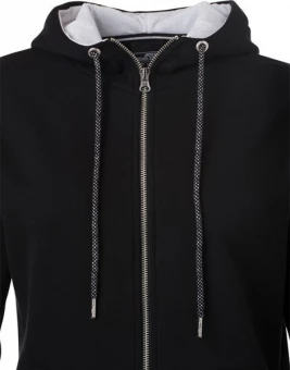 Kapuutsi ja lukuga dressipluus