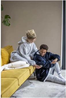 Kapuutsiga oversized pusa Denali