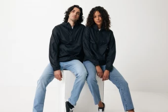 Iqoniq Logan kevyt takki kierrätyspolyesteristä