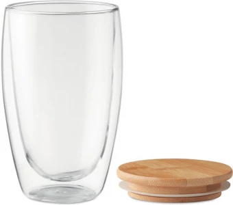 Klaasist tass Tirana