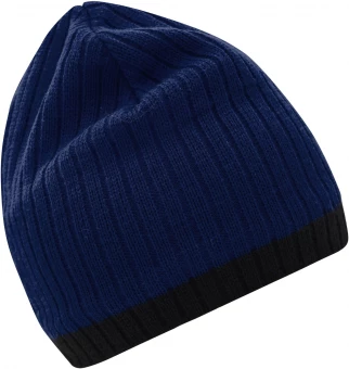 Klassikaline kootud müts soonikkoes