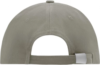 Klassikaline nokamüts kuue paneeliga