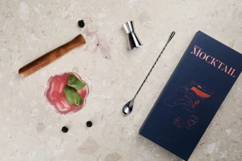 VINGA Cocktailinvalmistussetti Mocktailin tarina
