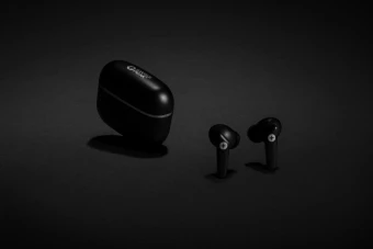 RCS kierrätysmuovista valmistetut Swiss Peak TWS -kuulokkeet 2.0