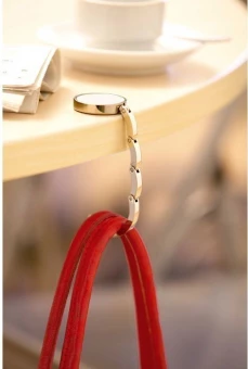 Käsilaukkuteline työpöydälle