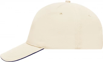 Kvaliteetne nokamüts viie paneeliga